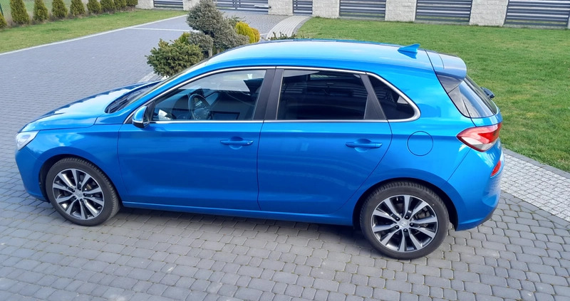 Hyundai I30 cena 52900 przebieg: 93000, rok produkcji 2017 z Ozorków małe 596